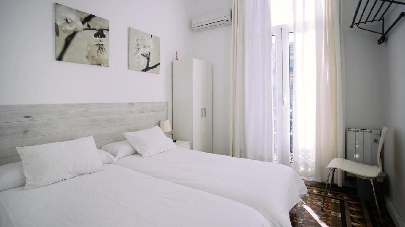 Hostal Eixample