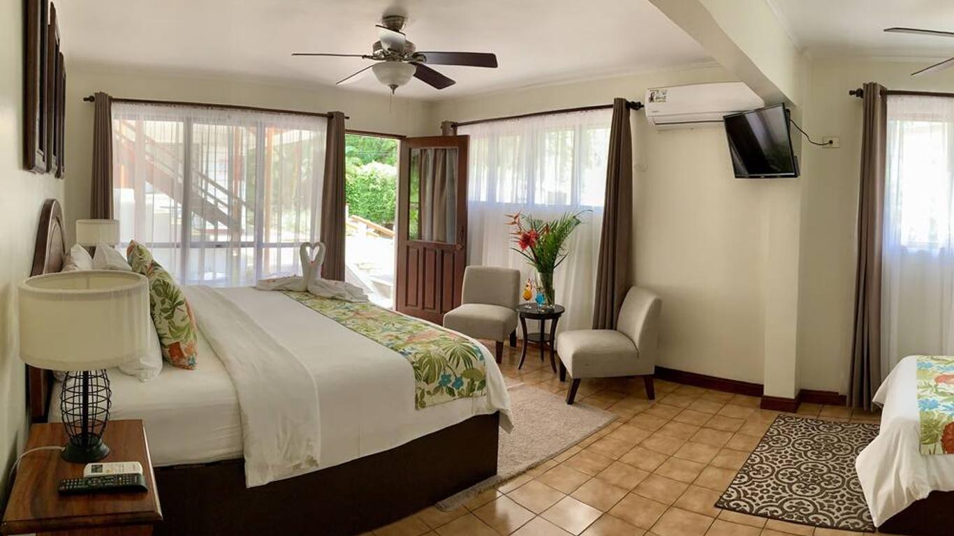 Hotel Playa Espadilla