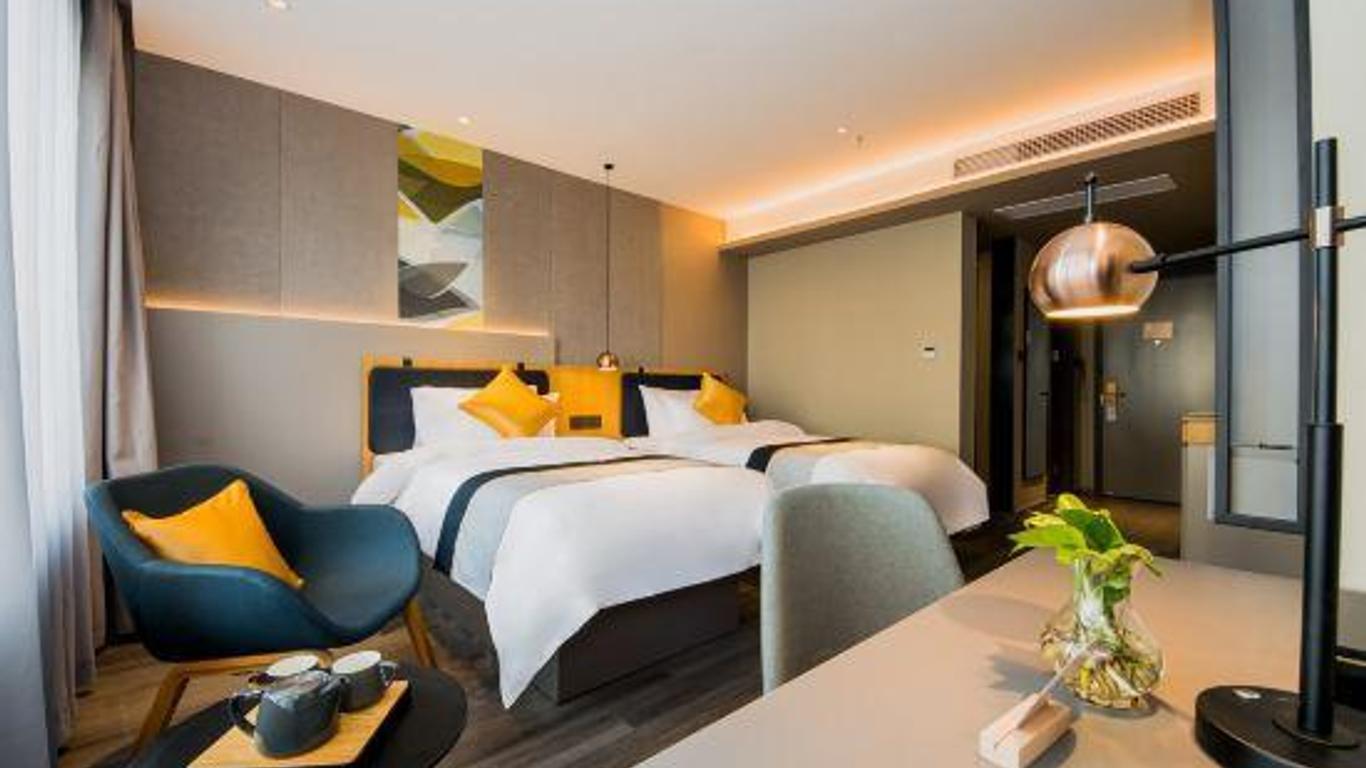Home Inn Style Shanghai Lujiazui Software Park Lancun Road Metro Station