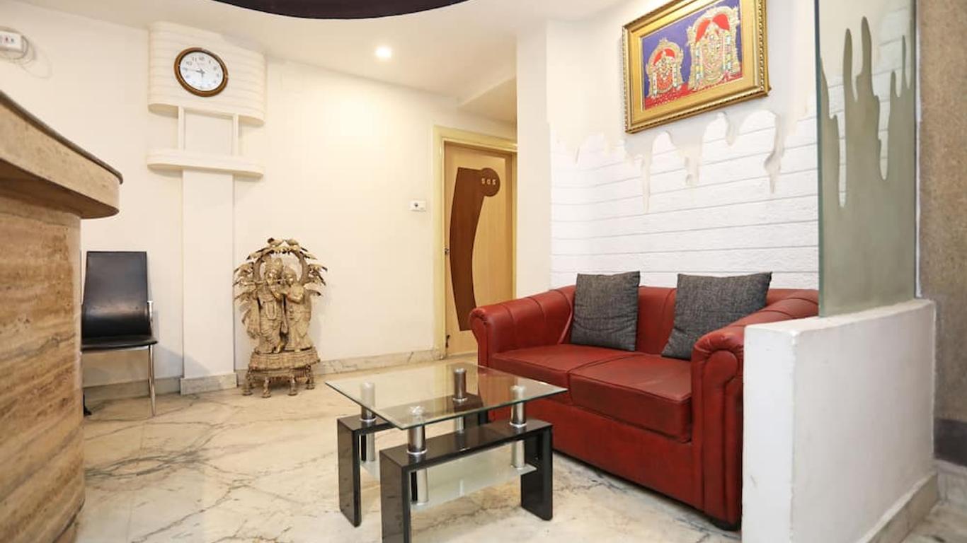 Hotel Rushabh Home