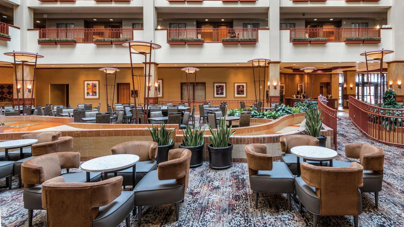 Embassy Suites by Hilton St. Louis St. Charles