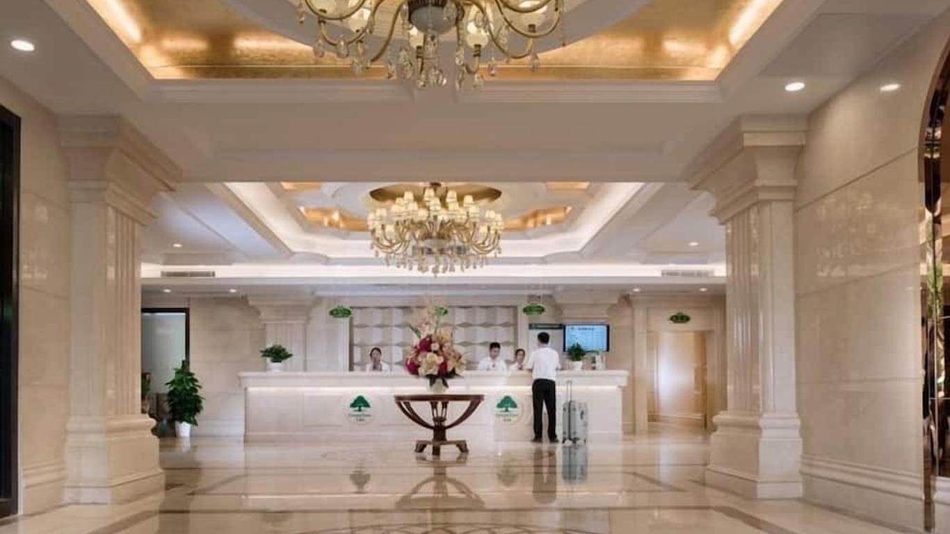Greentree Inn Shenzhen Dongmen Business Hotel