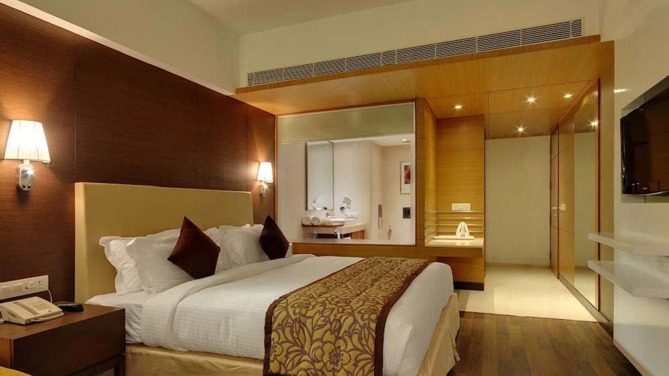 Platinum Hotel