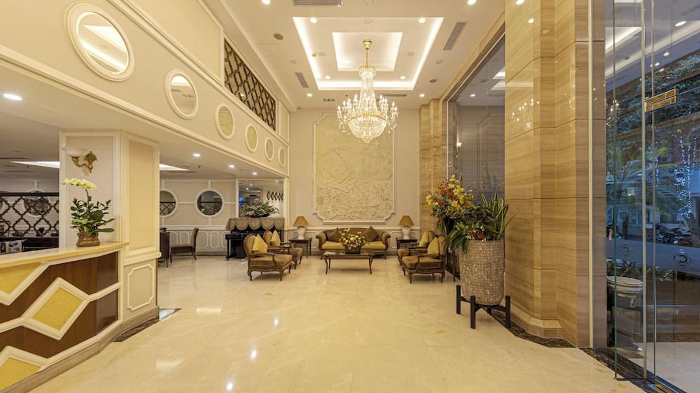 Chalcedony Hotel