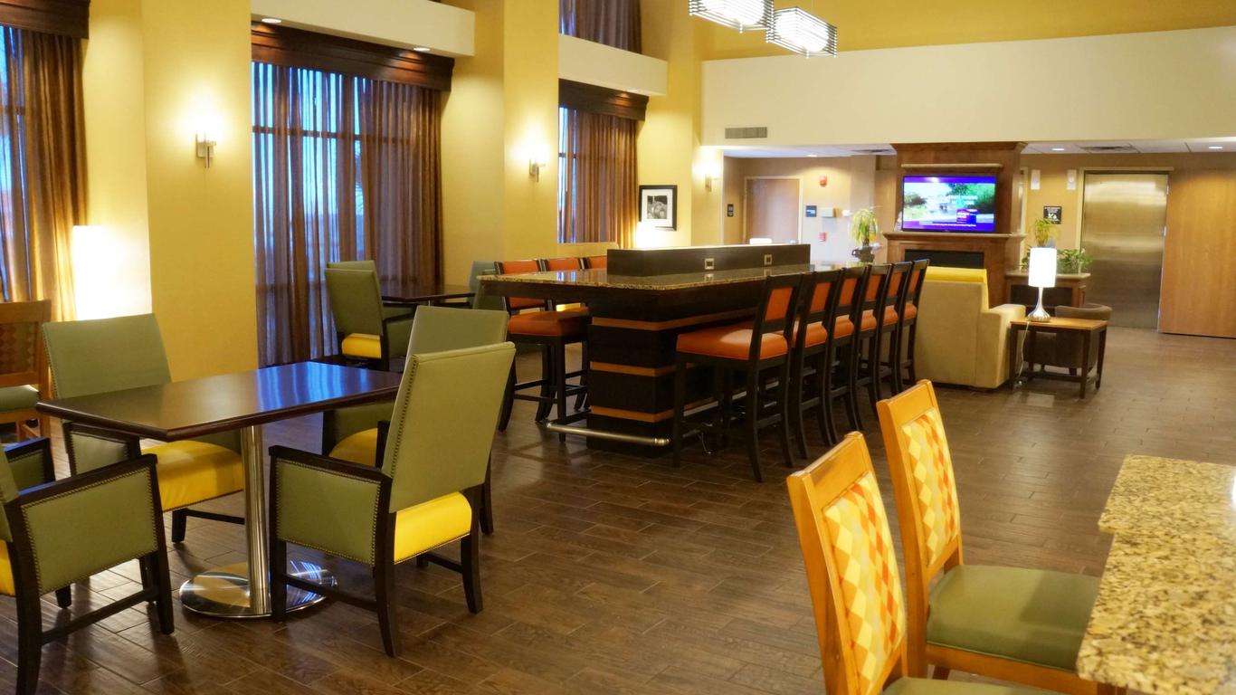 Hampton Inn and Suites-Kingman