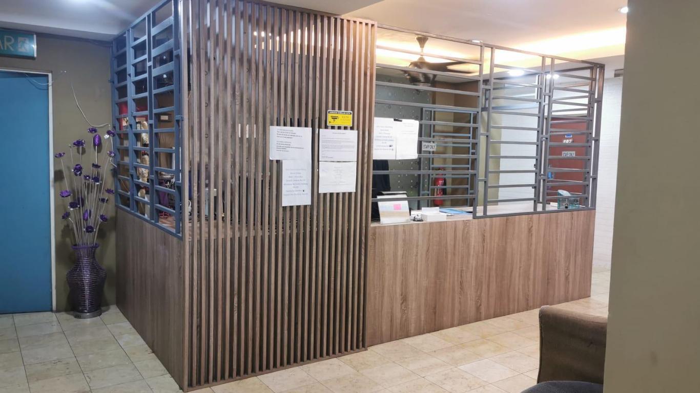 Hotel New Tauns Klang