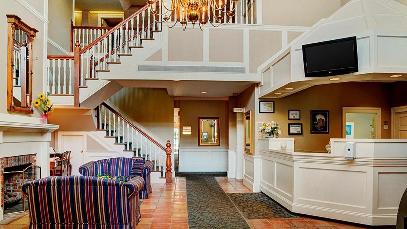 The Loyalist Country Inn