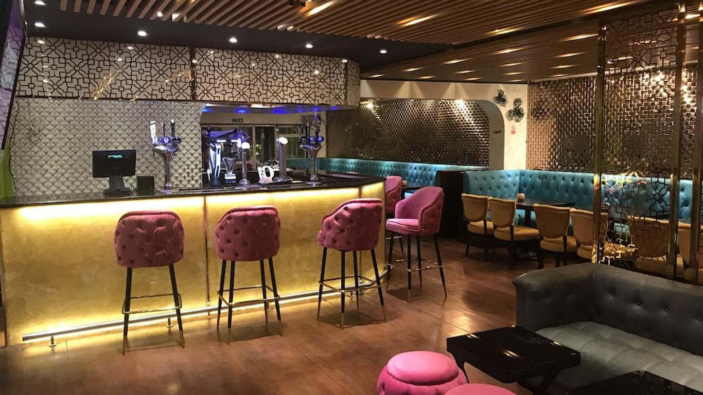 Heathrow Inn Hotel