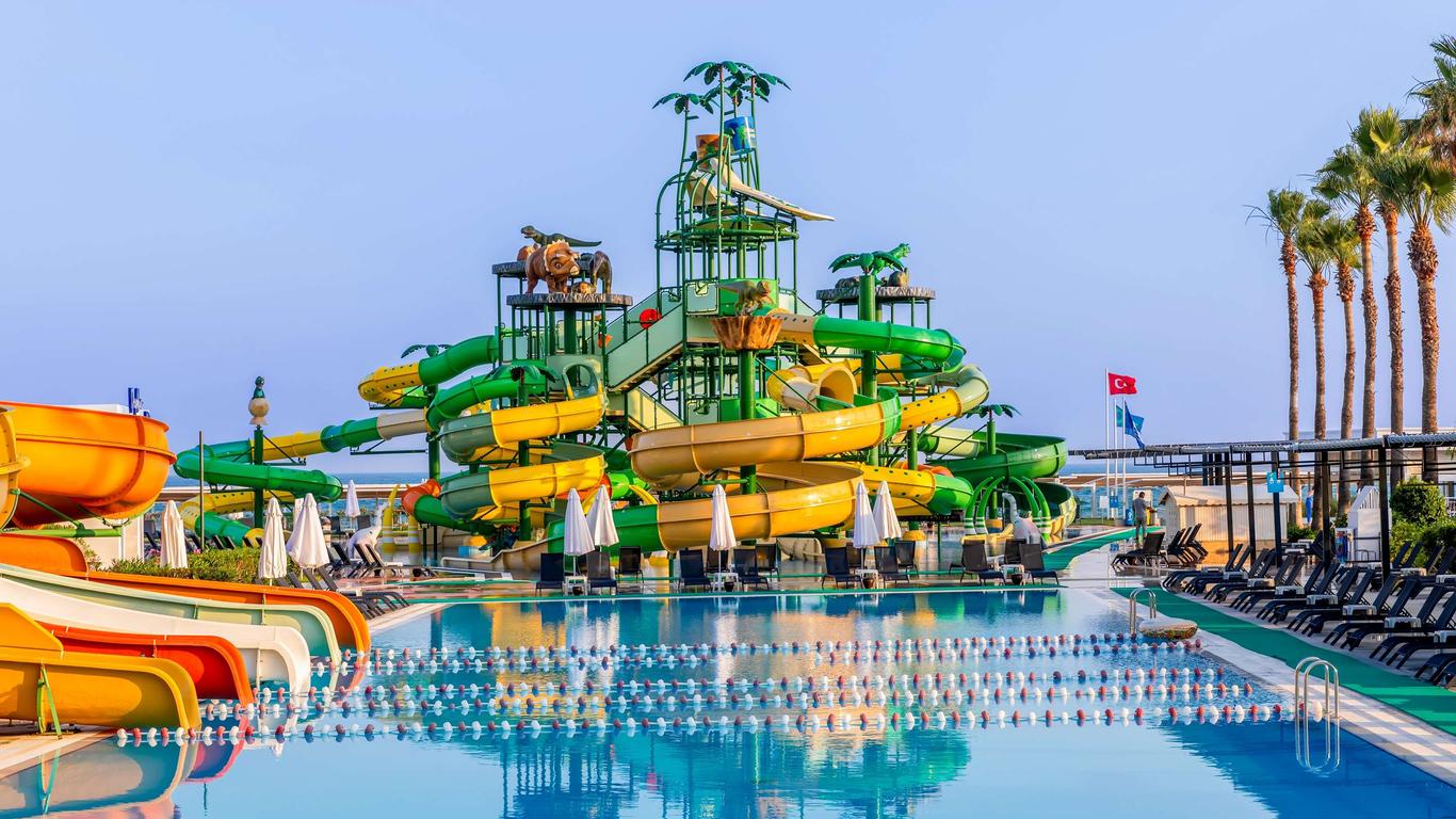 Crystal Centro Resort