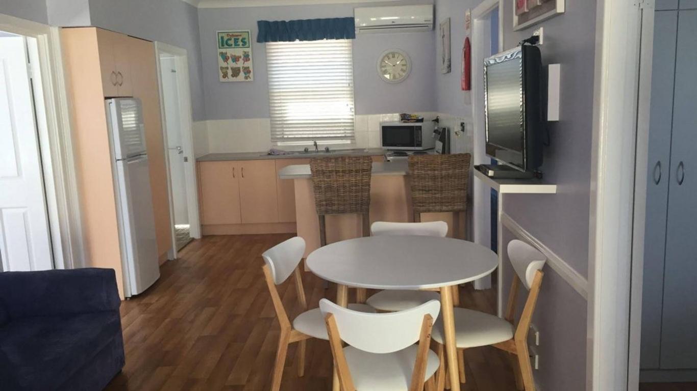 Forster Holiday Village