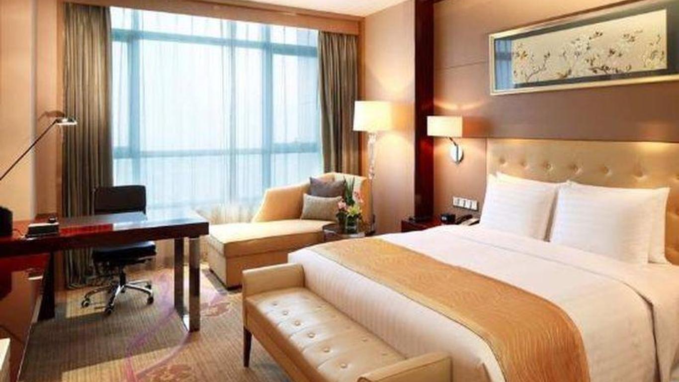 Greentree Inn Shandong Rizhao Railway Station Express Hotel