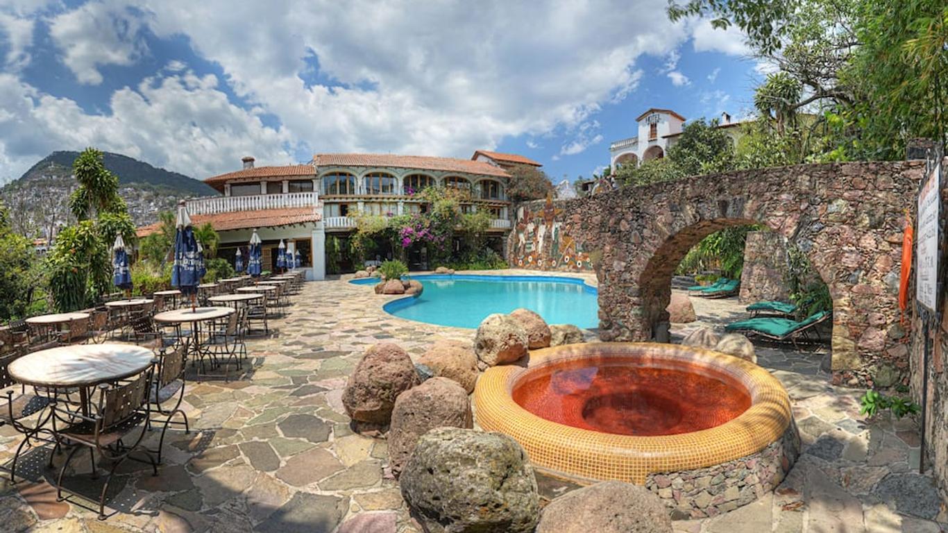 Posada de la Mision, Hotel Museo y Jardin
