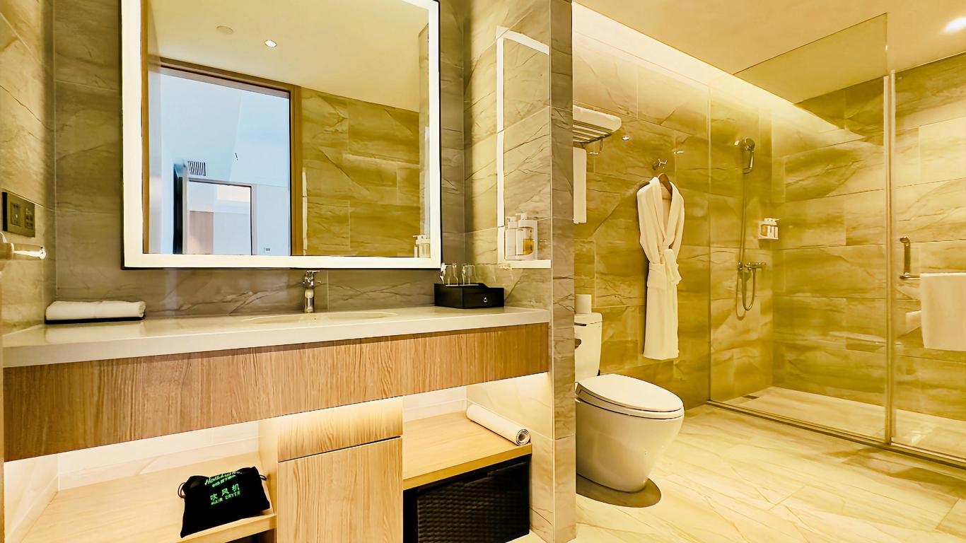 Holiday Inn Nantong Oasis International