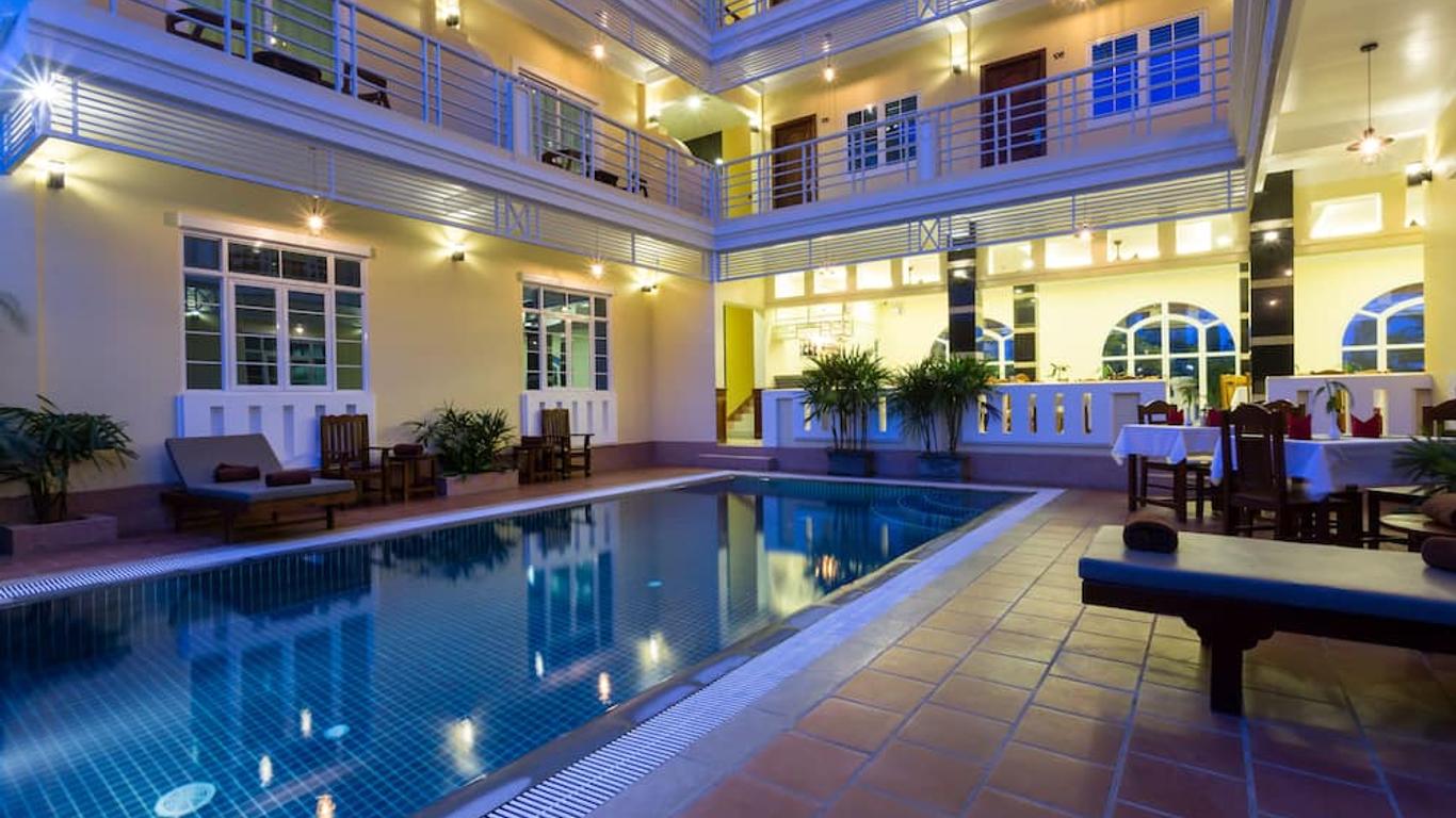 Grand Bayon Siem Reap Hotel