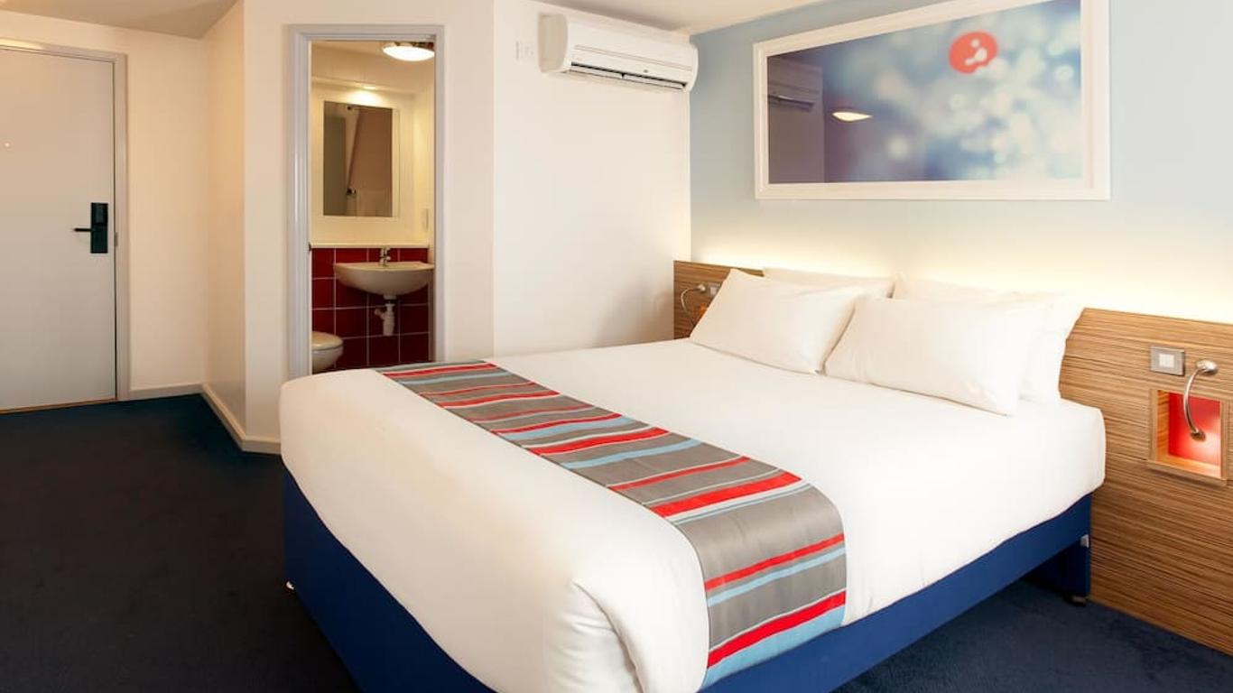 Travelodge Aberdeen Central Justice Mill