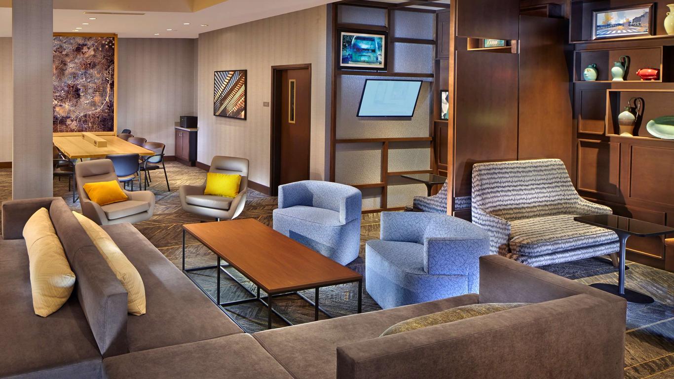 Hyatt Place Chapel Hill/Southern Village