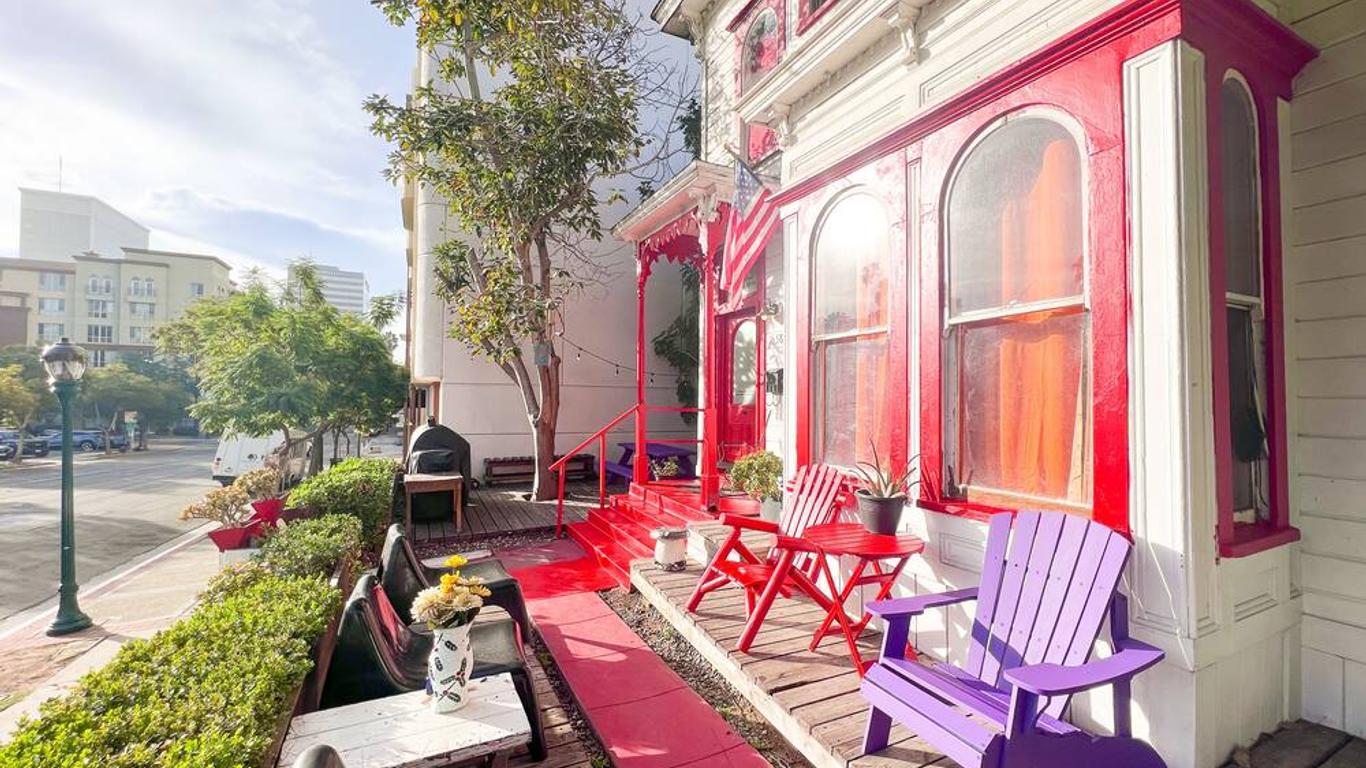 International Travelers House Hostel Downtown San Diego
