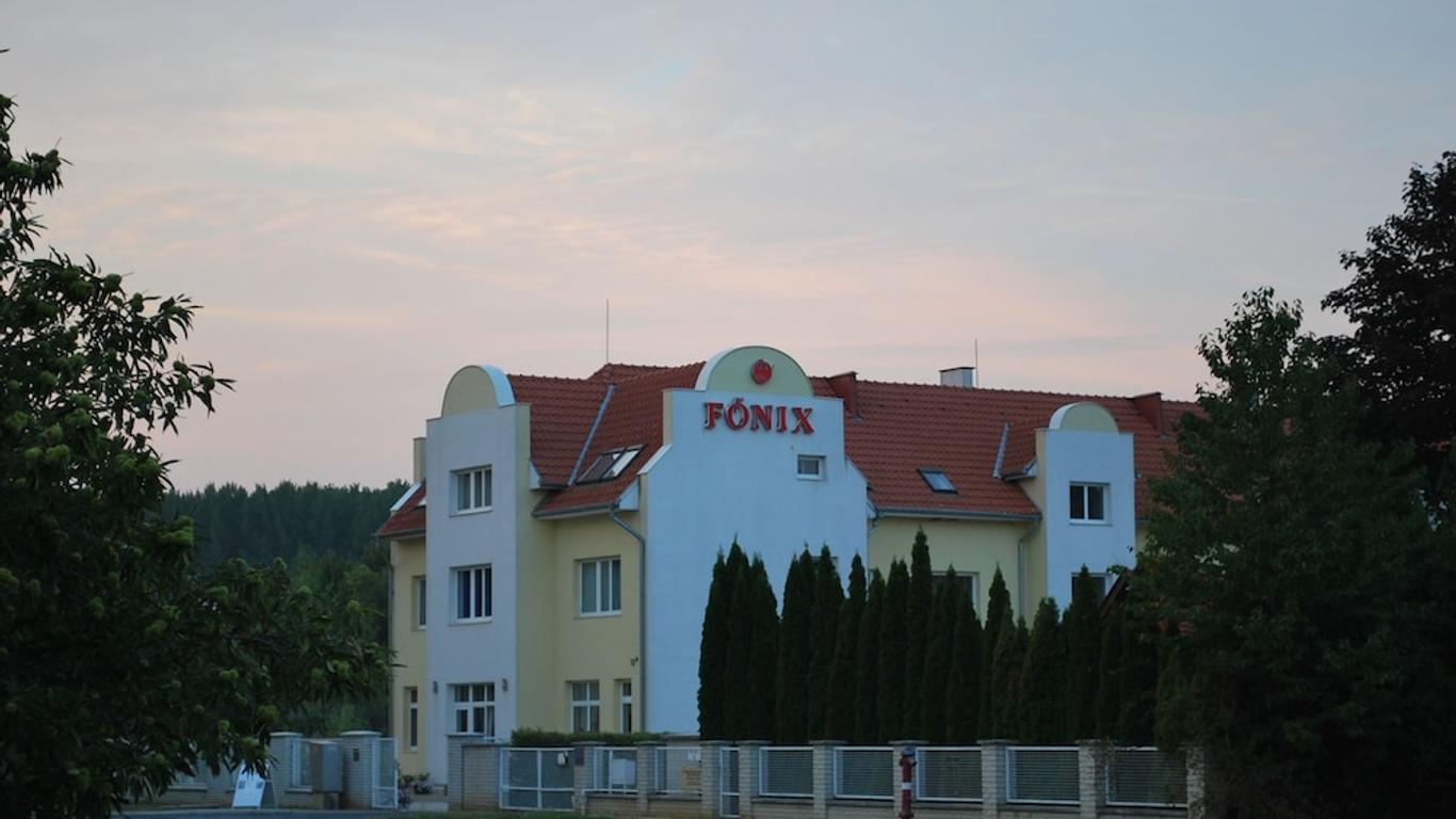 Fonix Hotel
