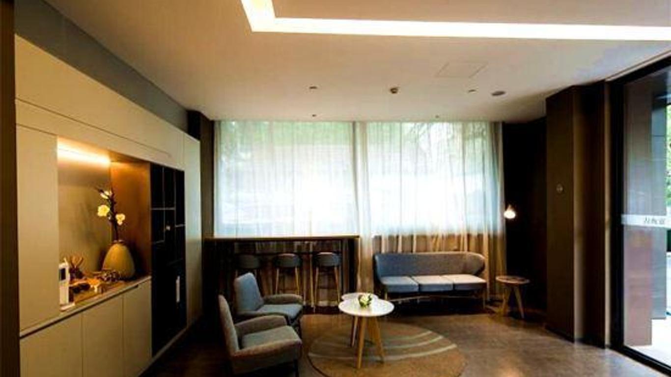 Homeinn · neo (Eye of the Tianjin Shizilin Bridge)