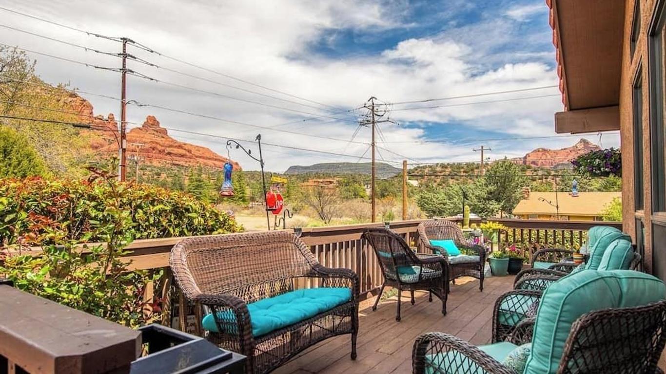 Whispering Creek Bed & Breakfast