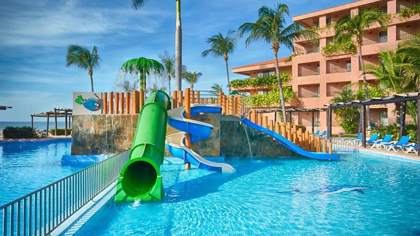 Barcelo Huatulco