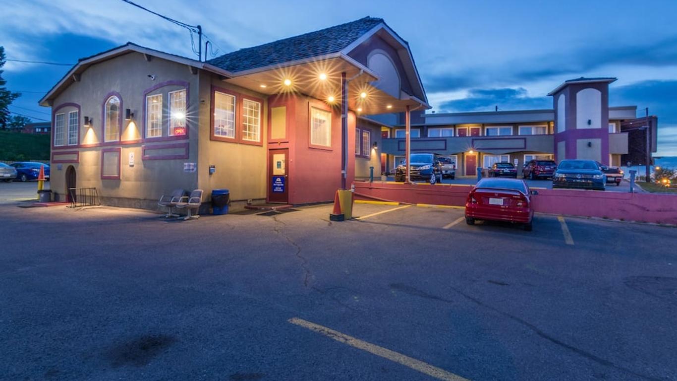 Canadas Best Value Inn Chinook Station