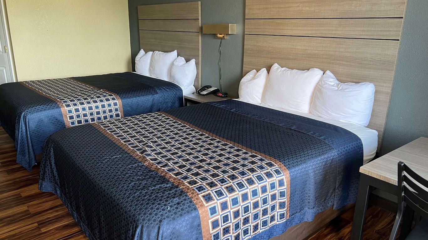 Knights Inn Lumberton