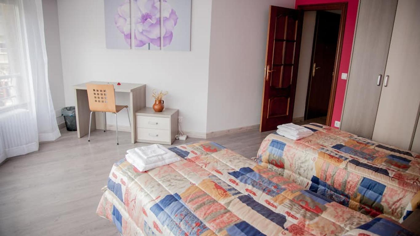 Pension Parque Del Ebro