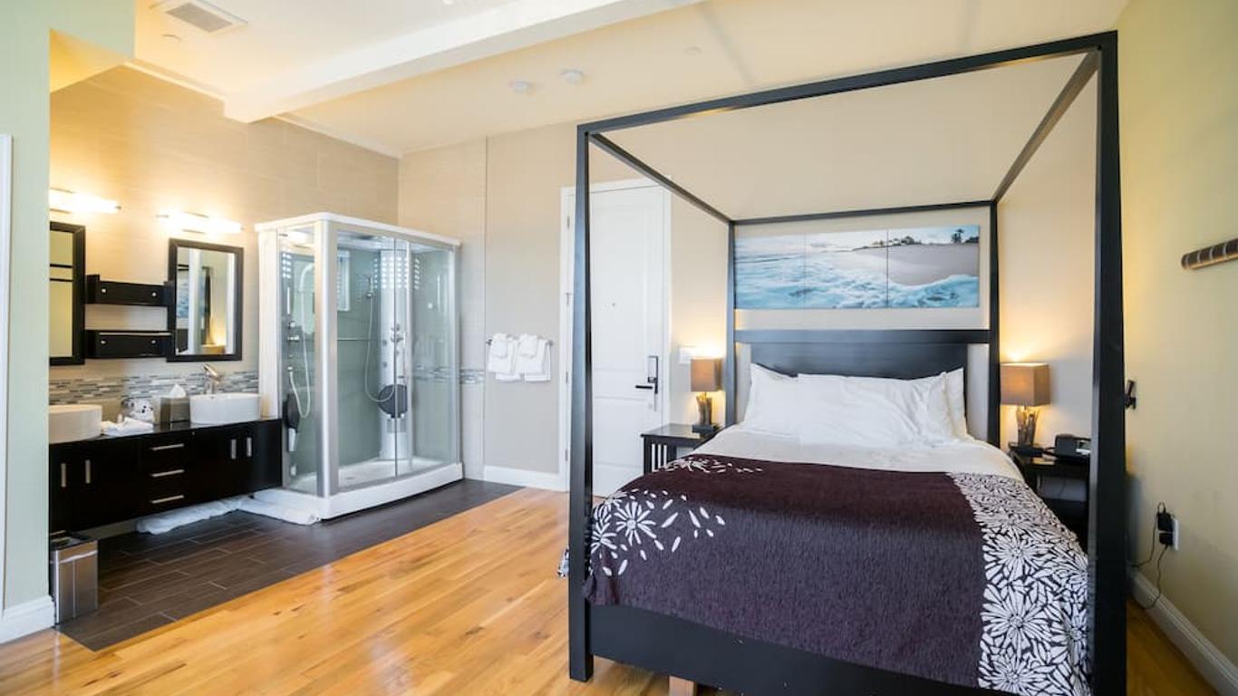 Rio Vista Suites