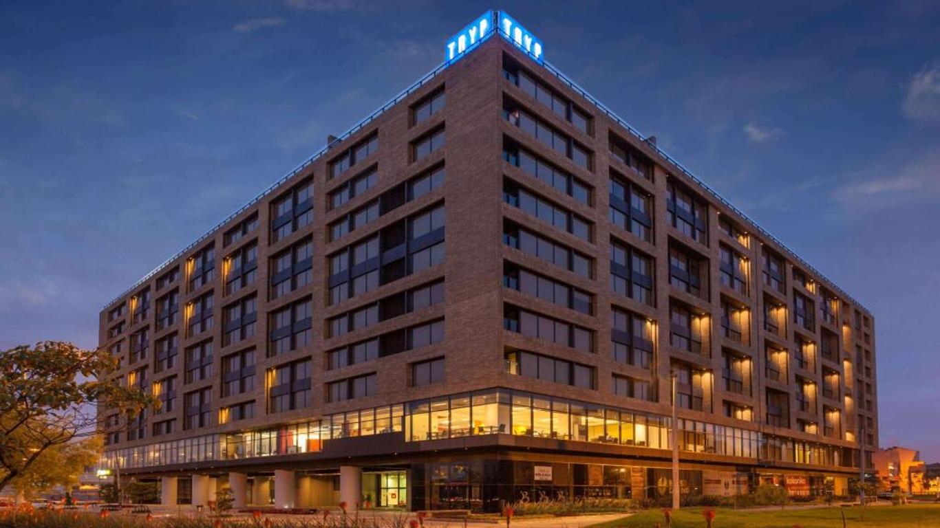 Fairfield by Marriott Bogota Embajada