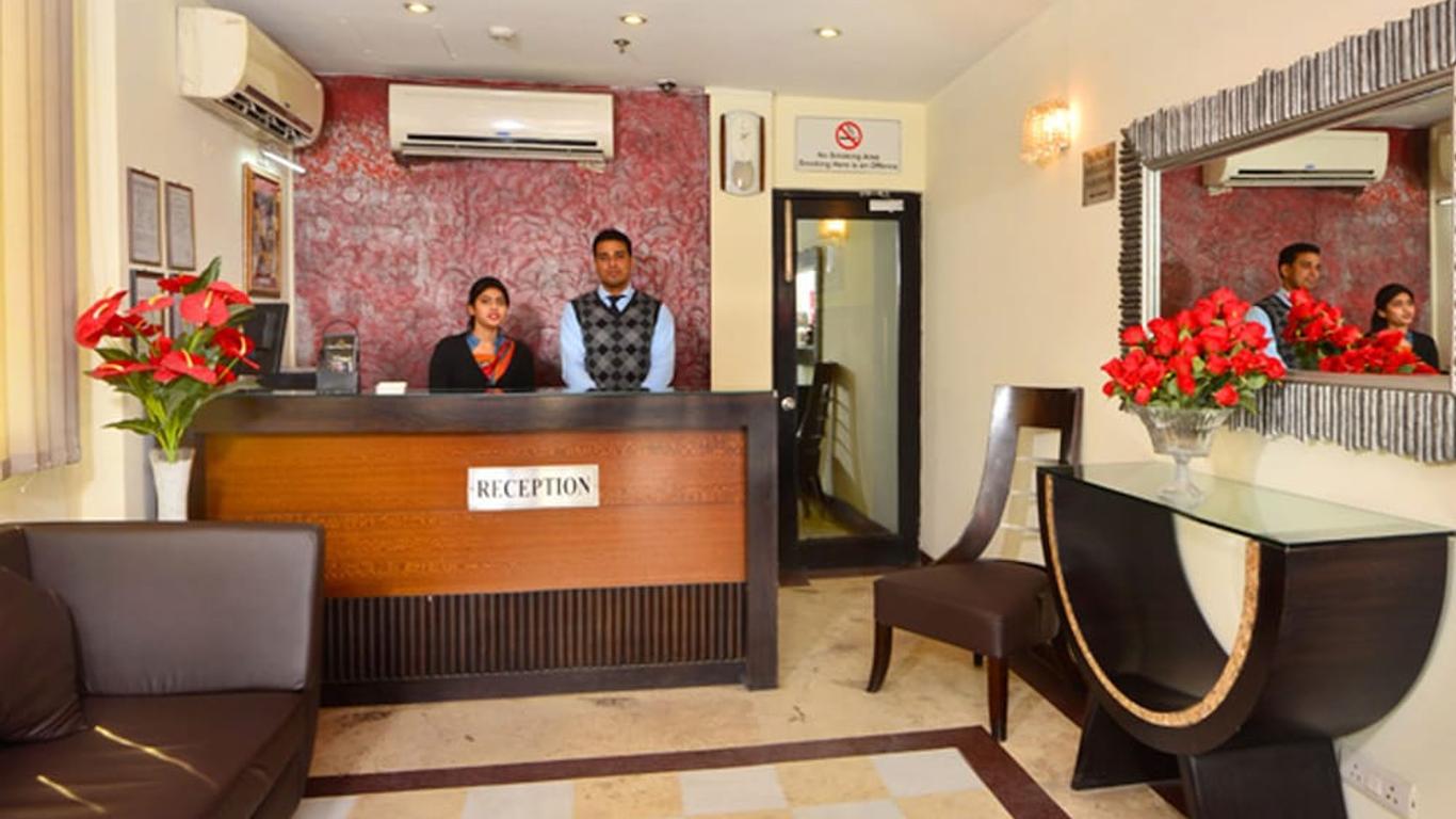 Fabhotel Prime Shanti Palace