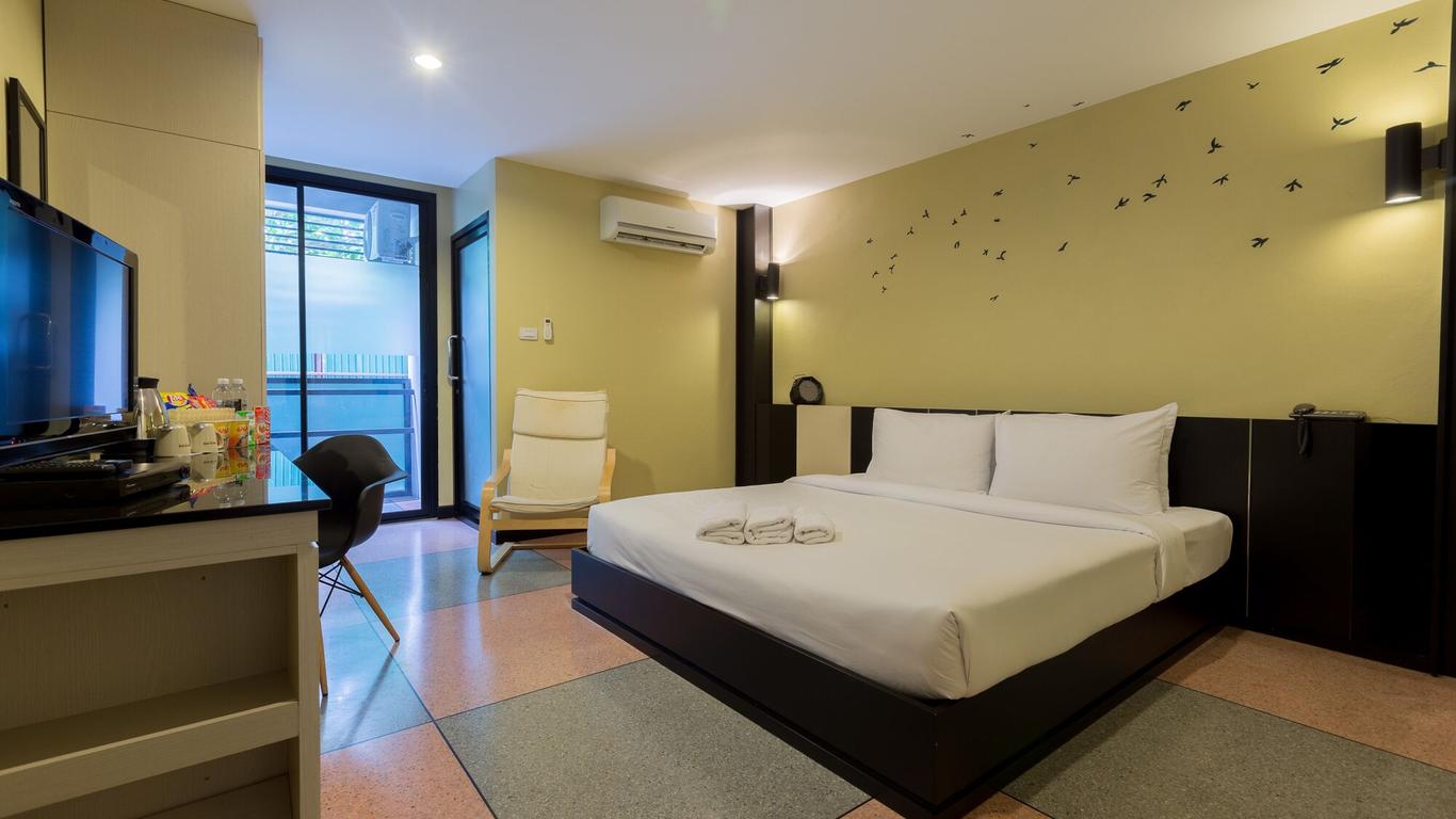 Pentahug Hotel