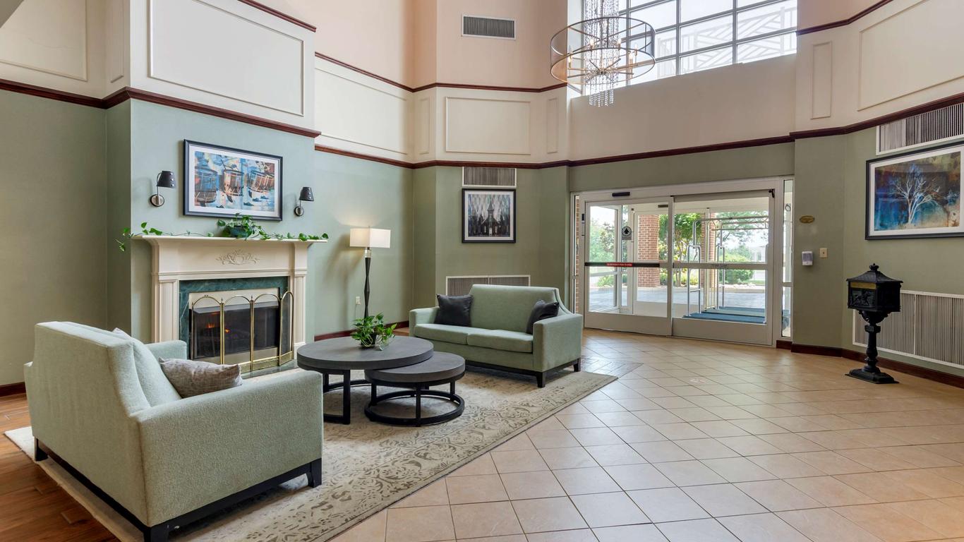 Best Western Plus Inn at Hunt Ridge