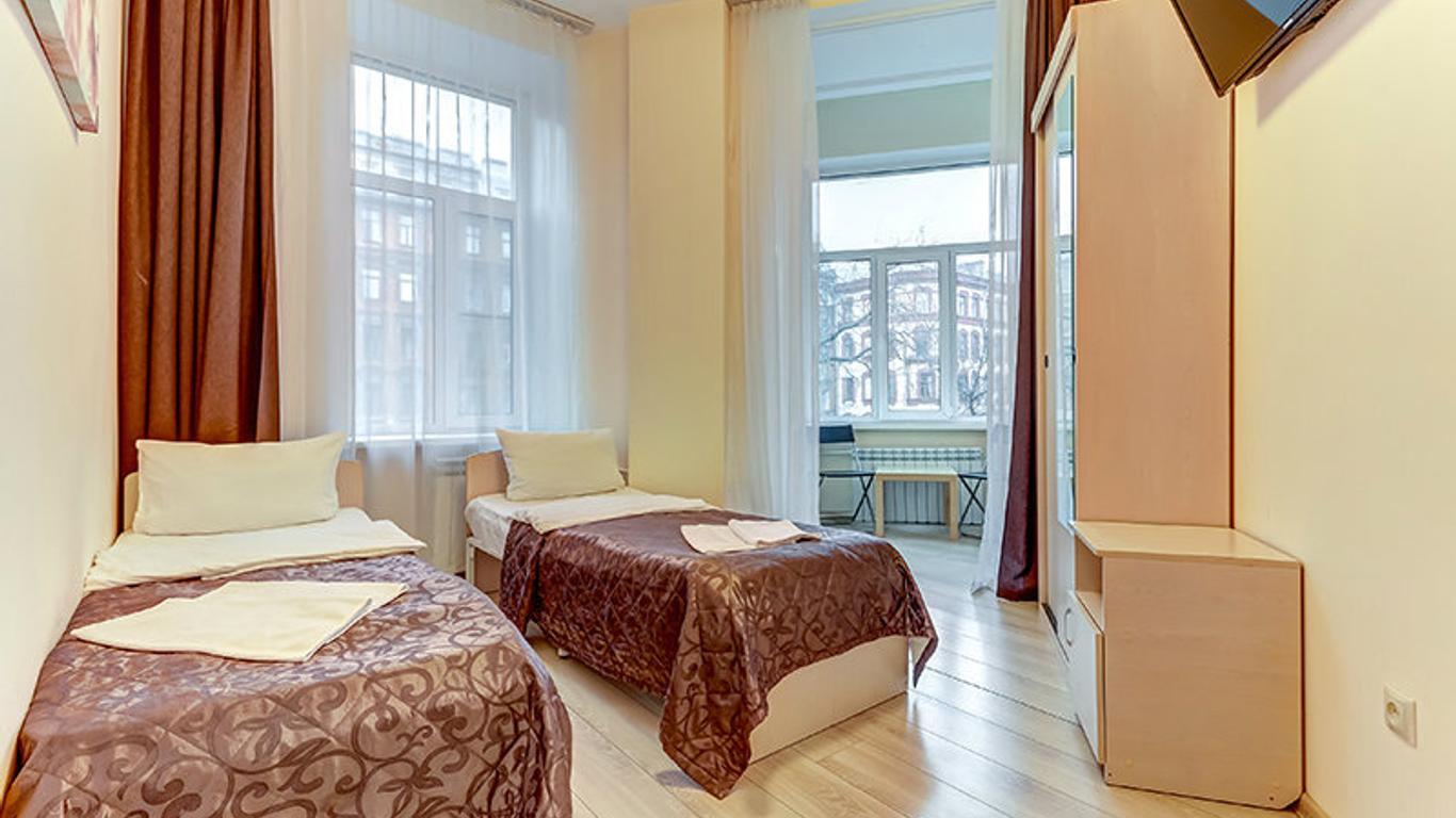 SuperHostel on Pushkinskaya 14