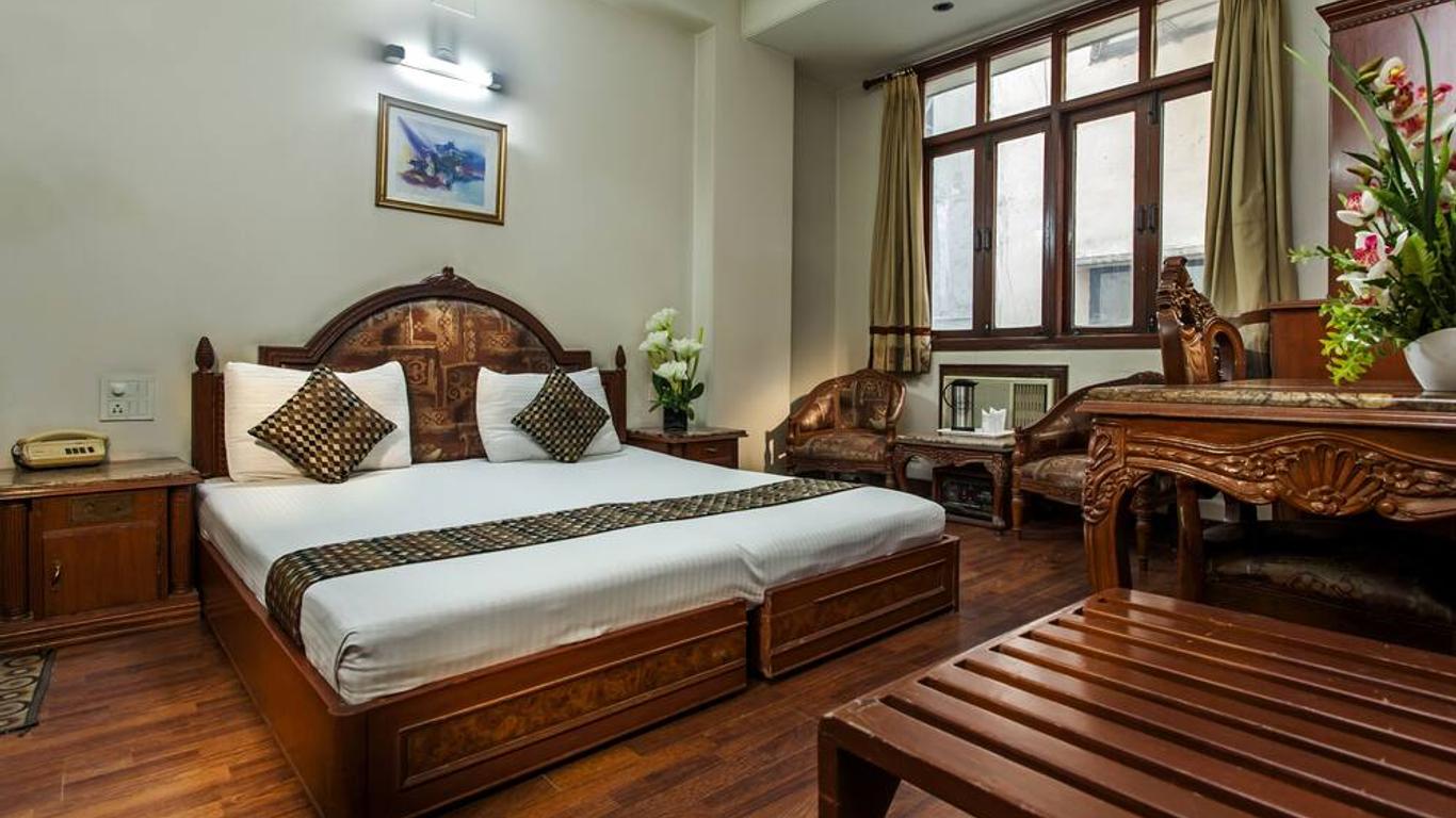 Hotel Sunstar Residency