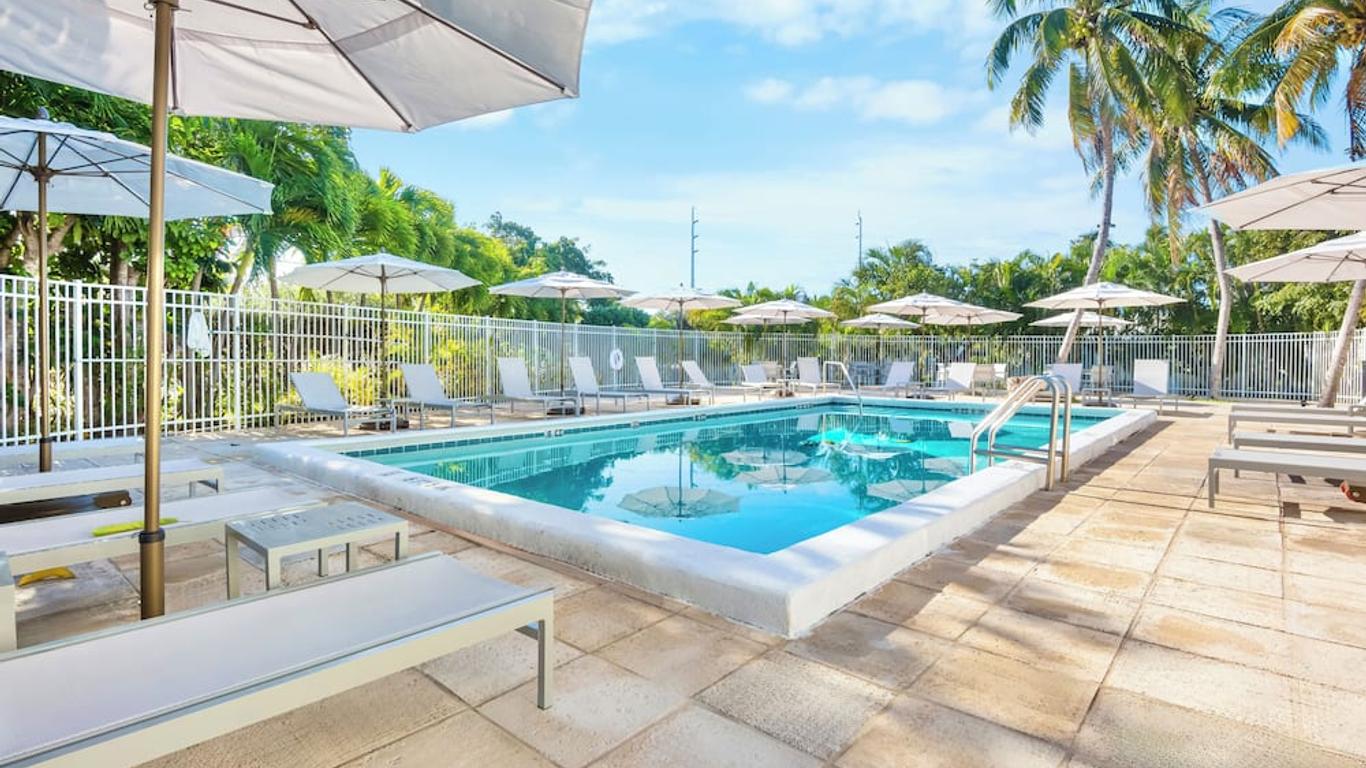 Coconut Cay Resort