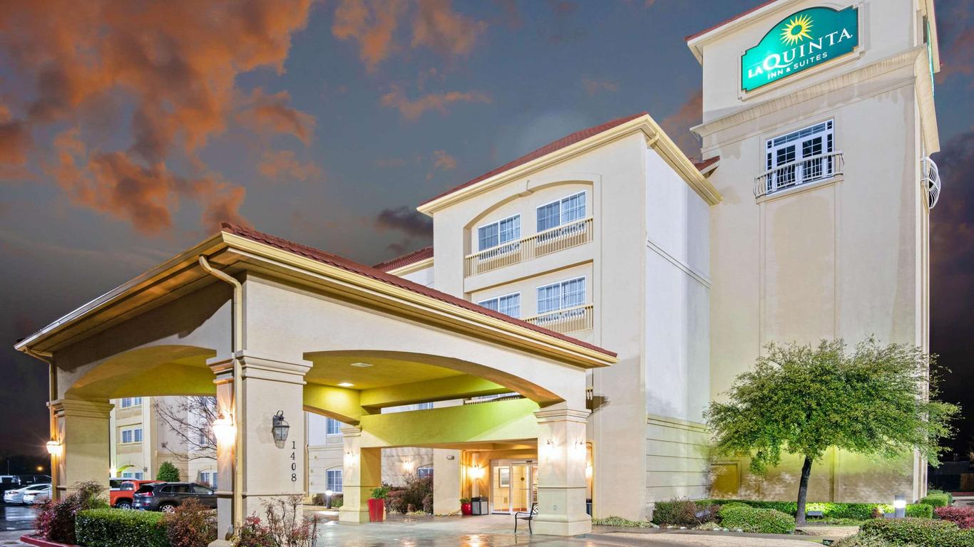 La Quinta Inn & Suites by Wyndham Lawton / Fort Sill