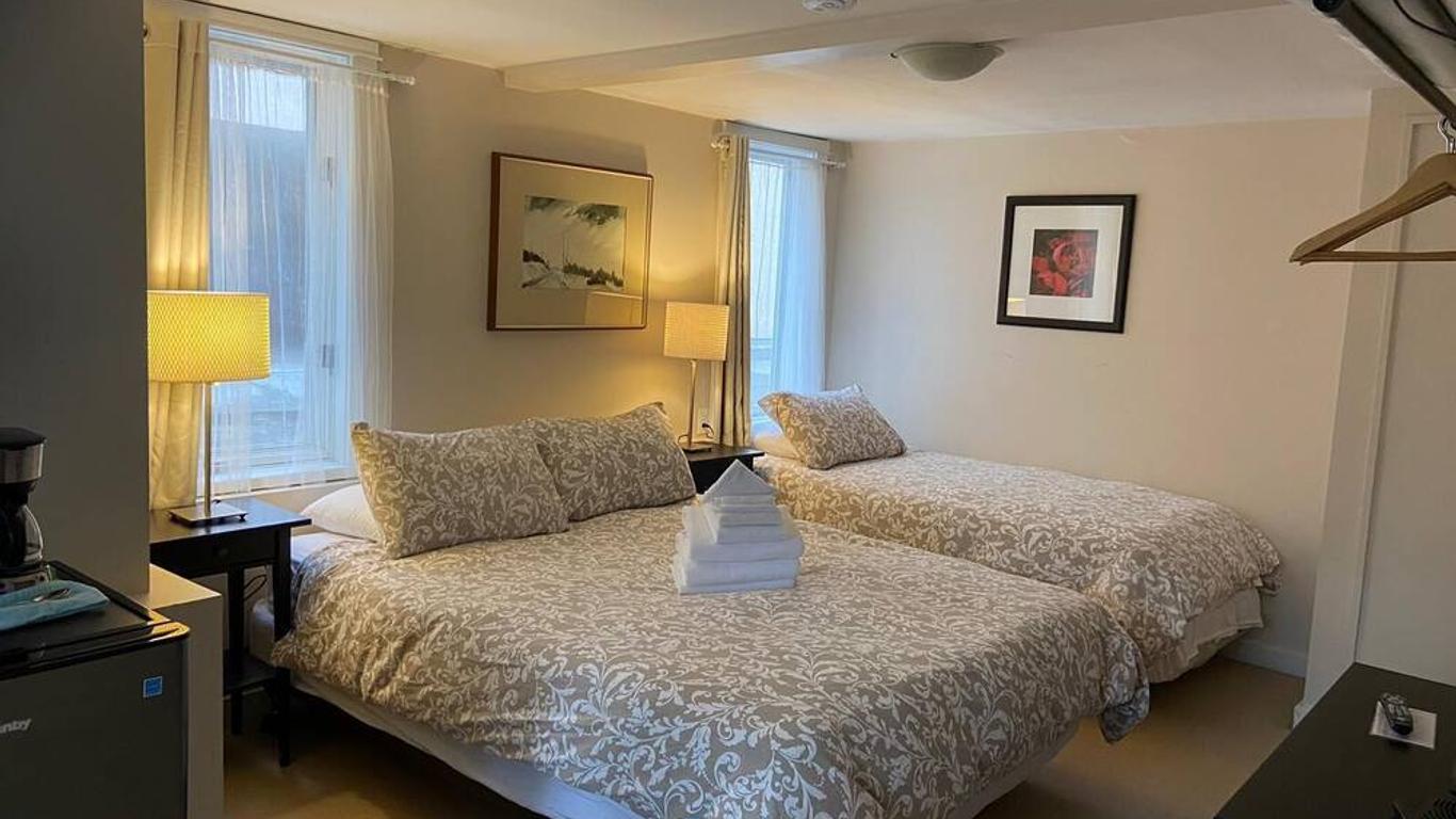 Douglas Guest House