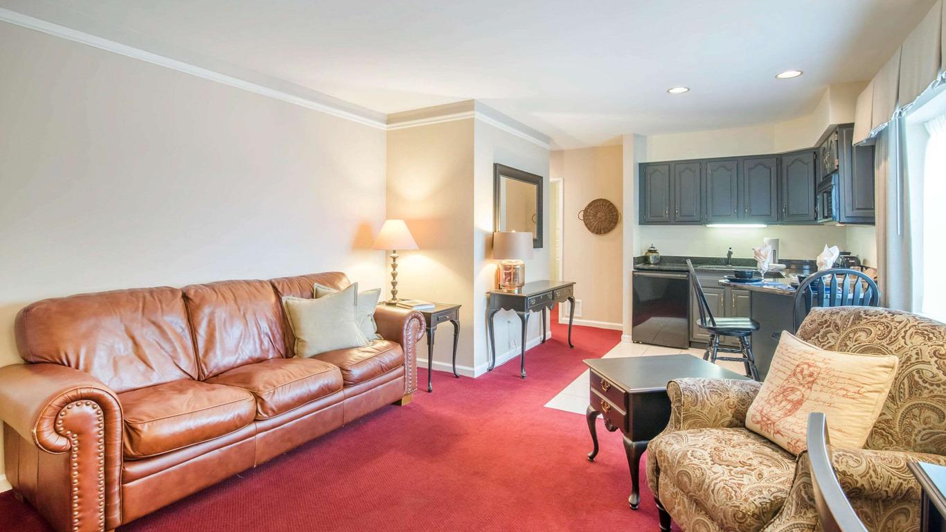 The Century House, Ascend Hotel Collection