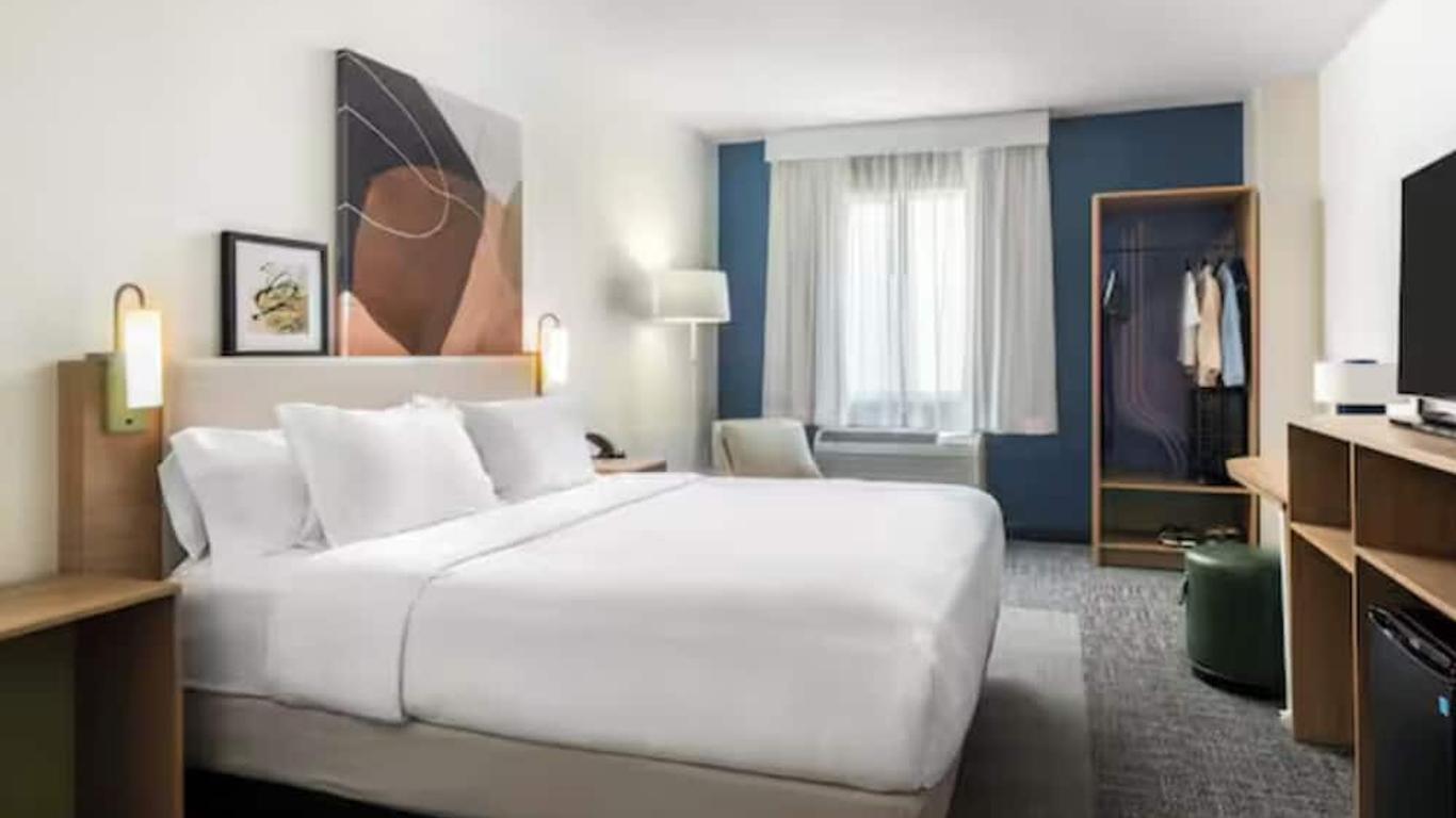 Spark by Hilton Woodbridge