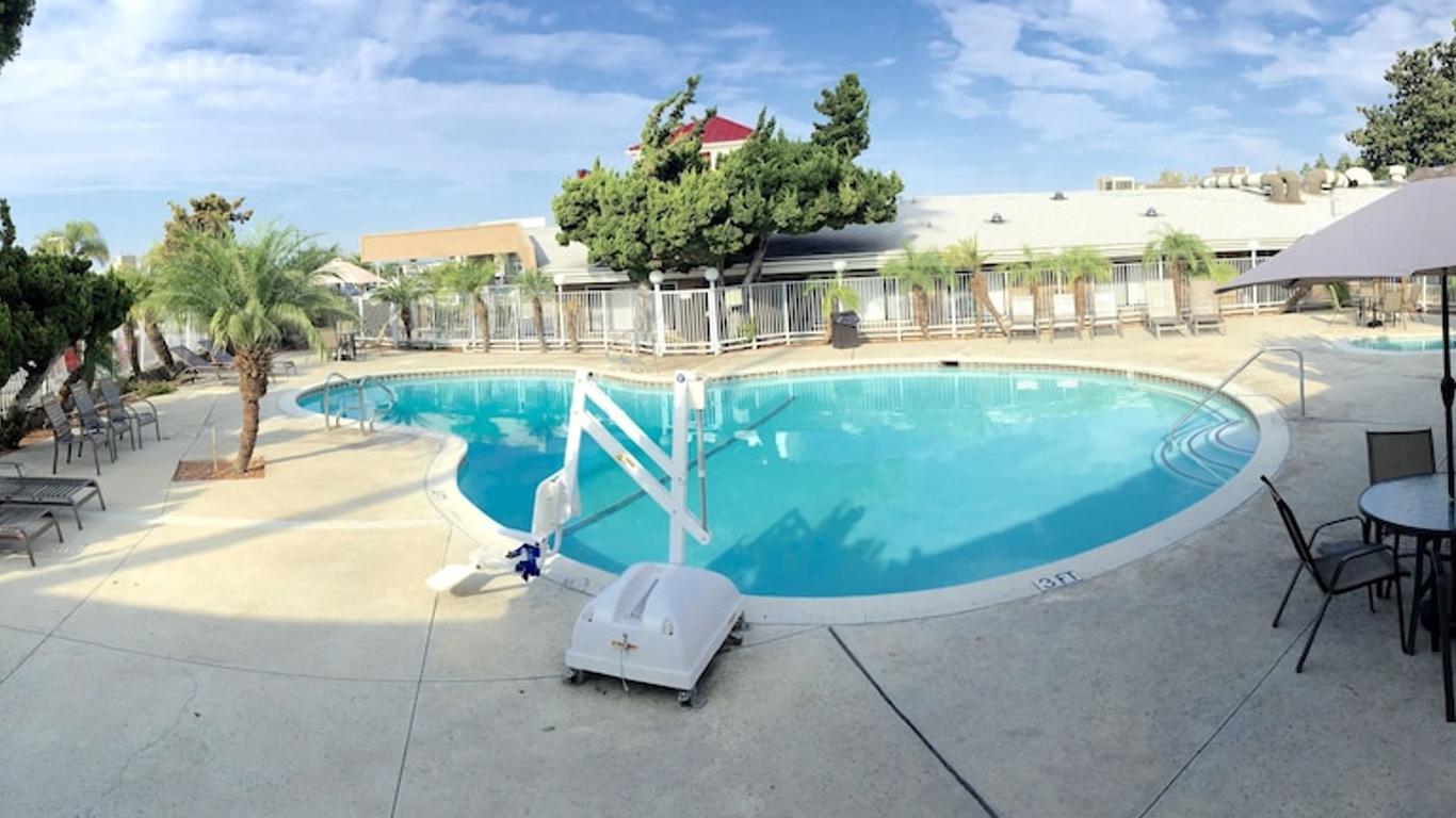 Ramada by Wyndham Torrance