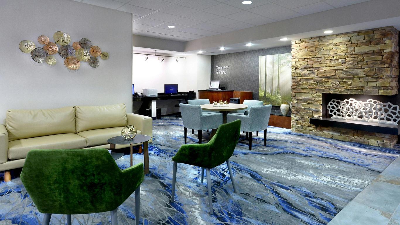 Fairfield Inn & Suites by Marriott Charlottesville North