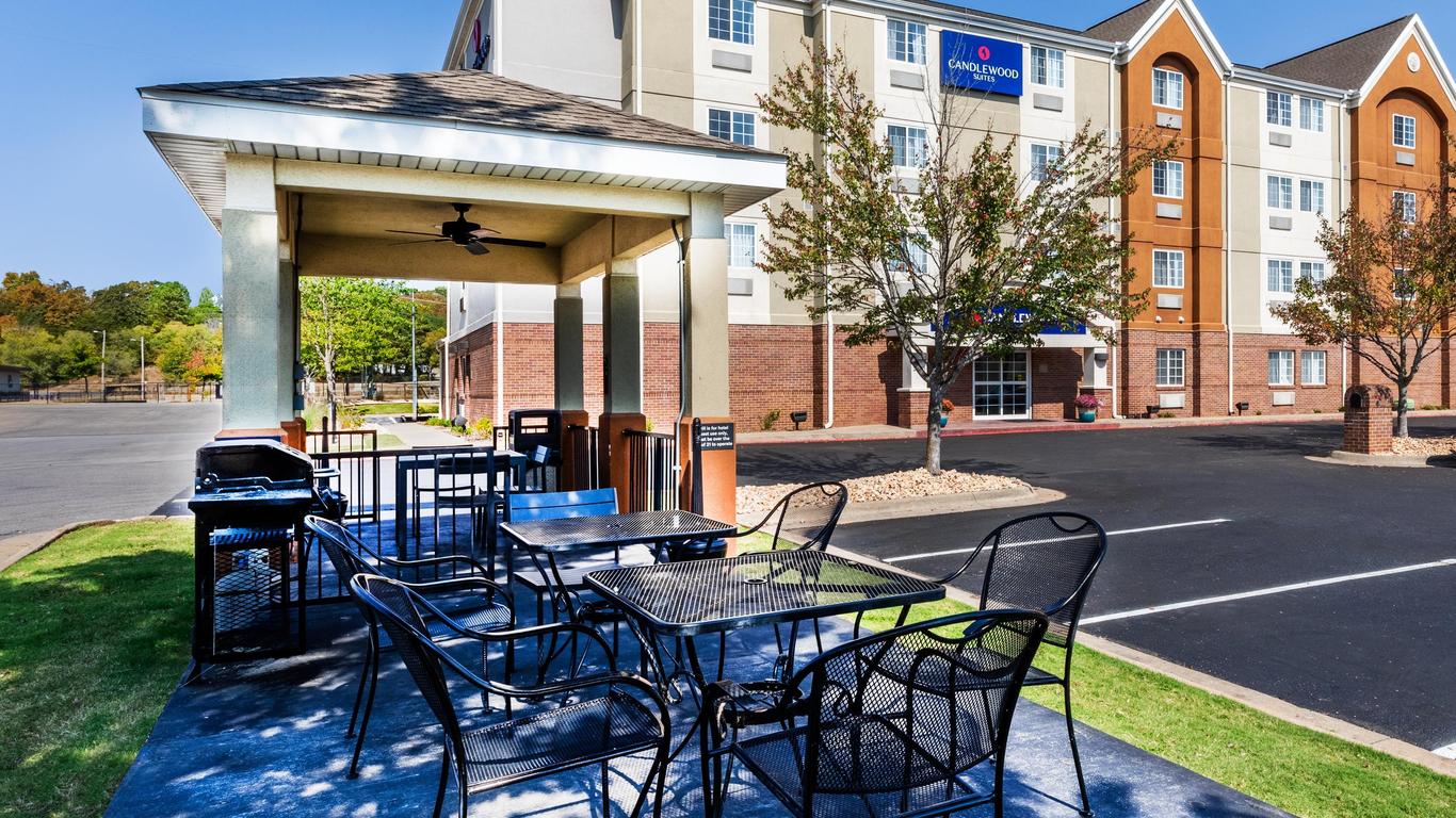 Candlewood Suites Fayetteville-Univ Of Arkansas