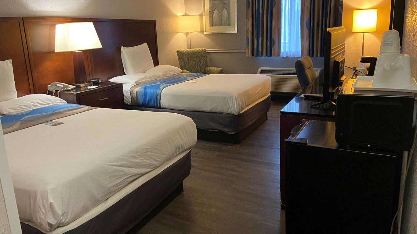 Travelodge Inn & Suites by Wyndham Albany