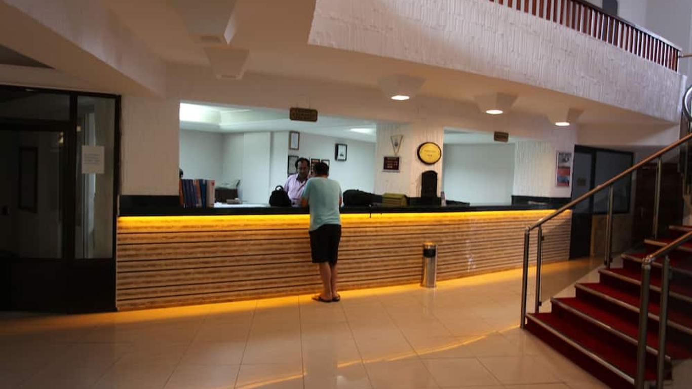 Malhun Hotel