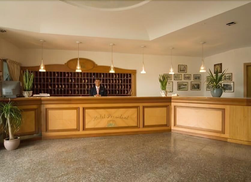 Recepción Foto
