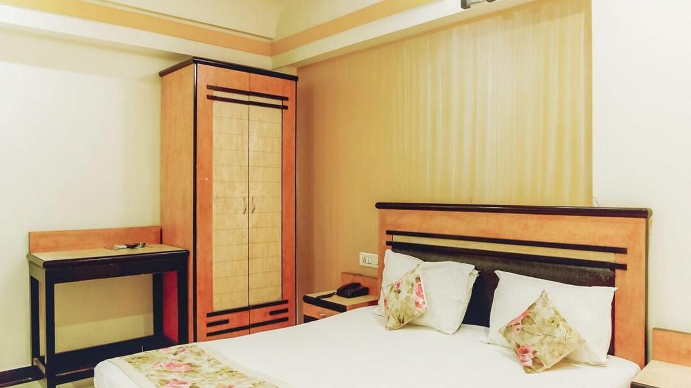 Hotel Sachdeva Excellency