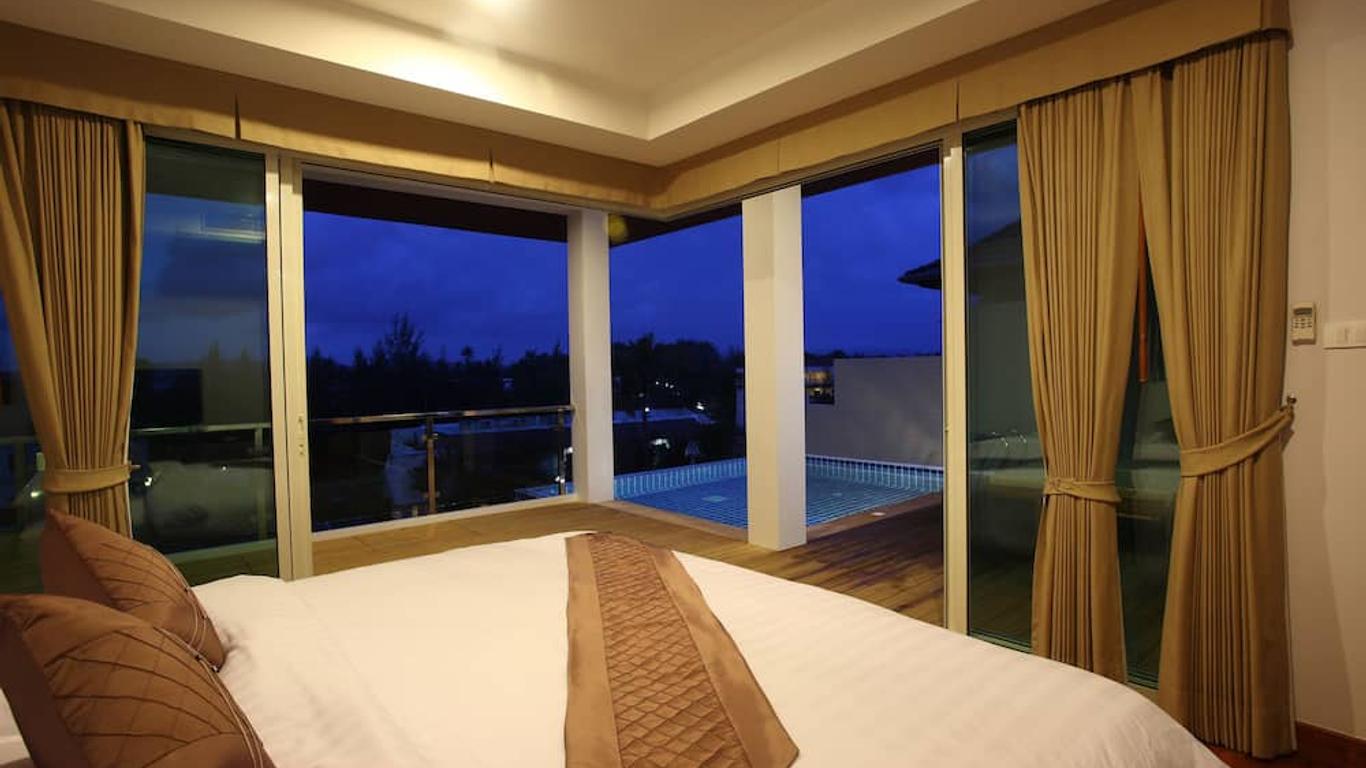 Bangtao Tropical Residence Resort & Spa