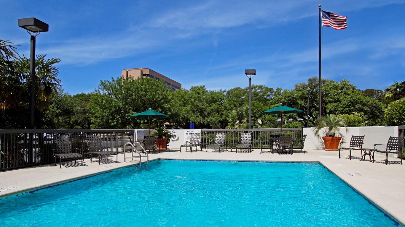 Hampton Inn Austin/Airport Area South