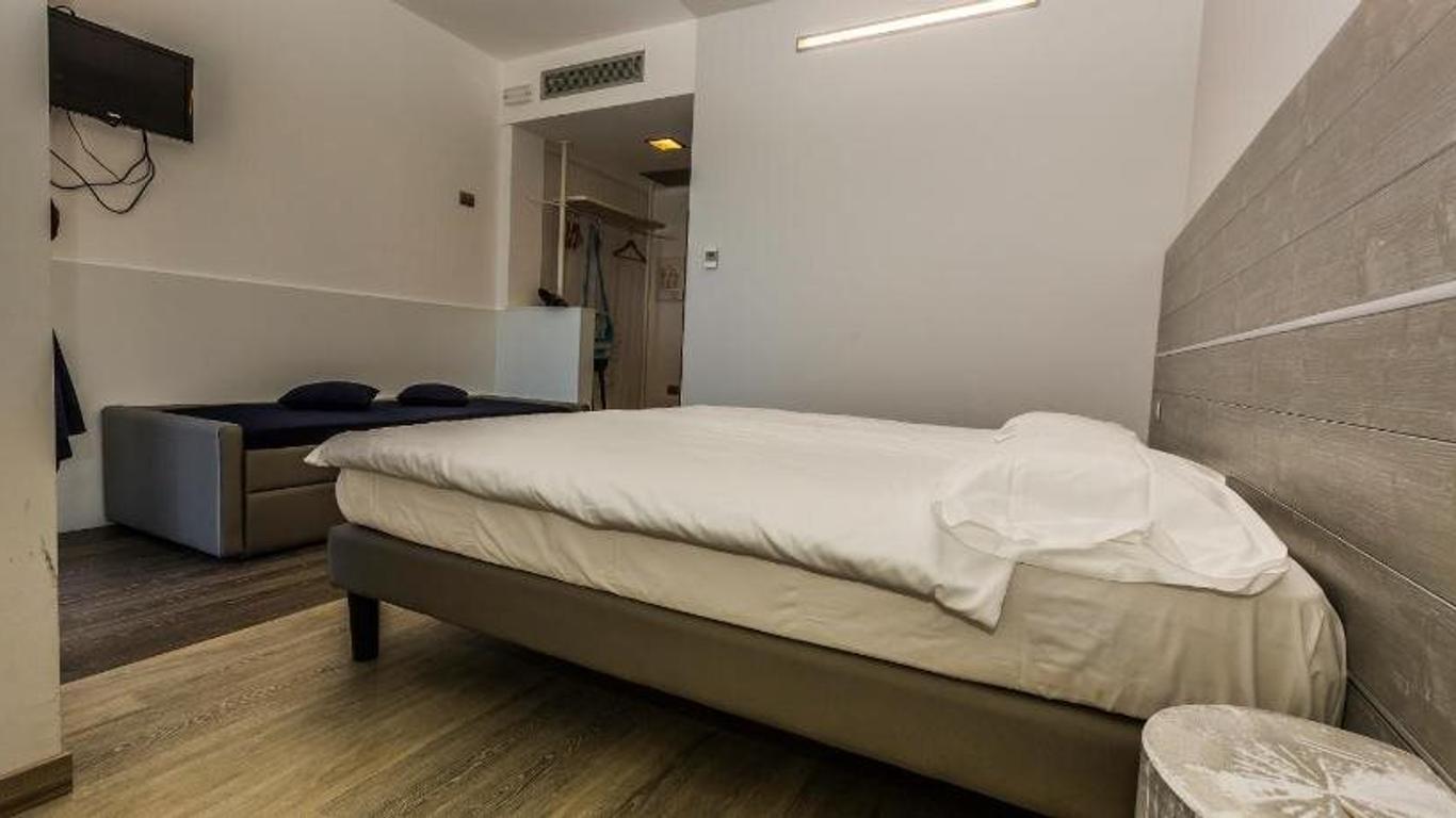 Campione Univela Hostel